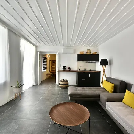 Hydra Icons Guest house 3*
