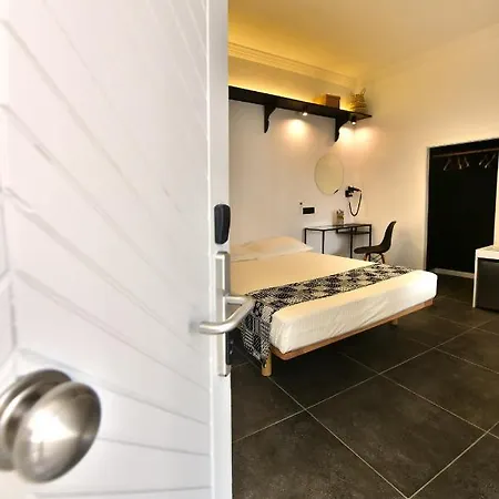 Hydra Icons Guest house 3*